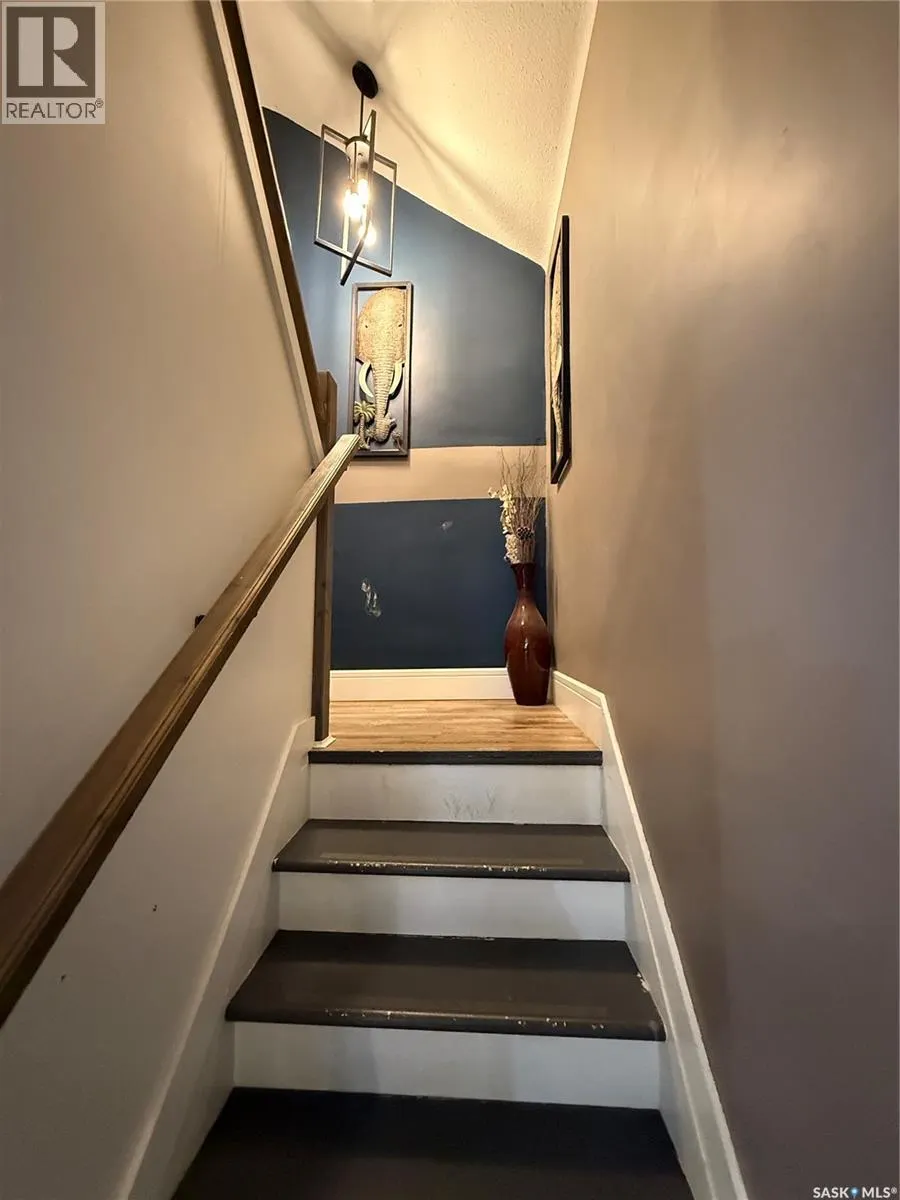 324 9th STREET