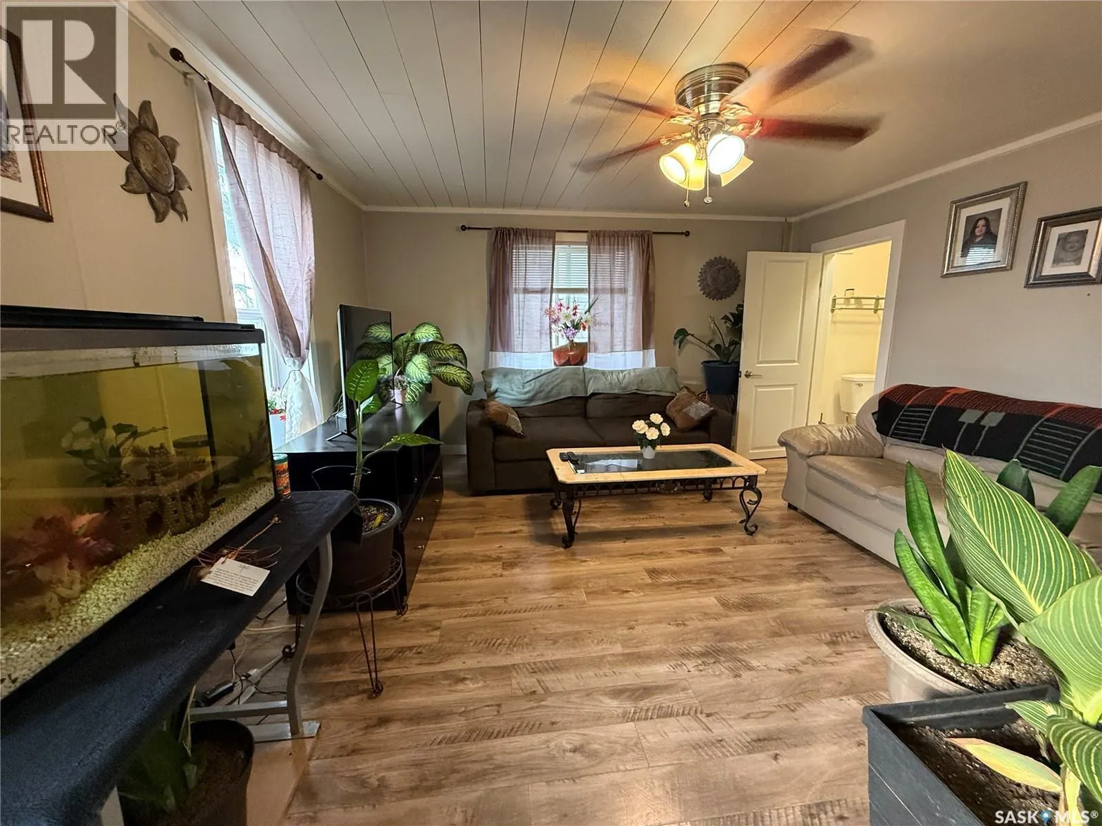 324 9th STREET