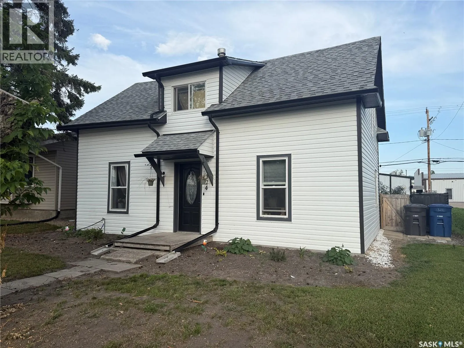 324 9th STREET