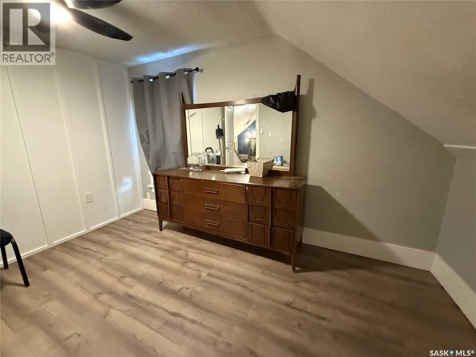 324 9th STREET