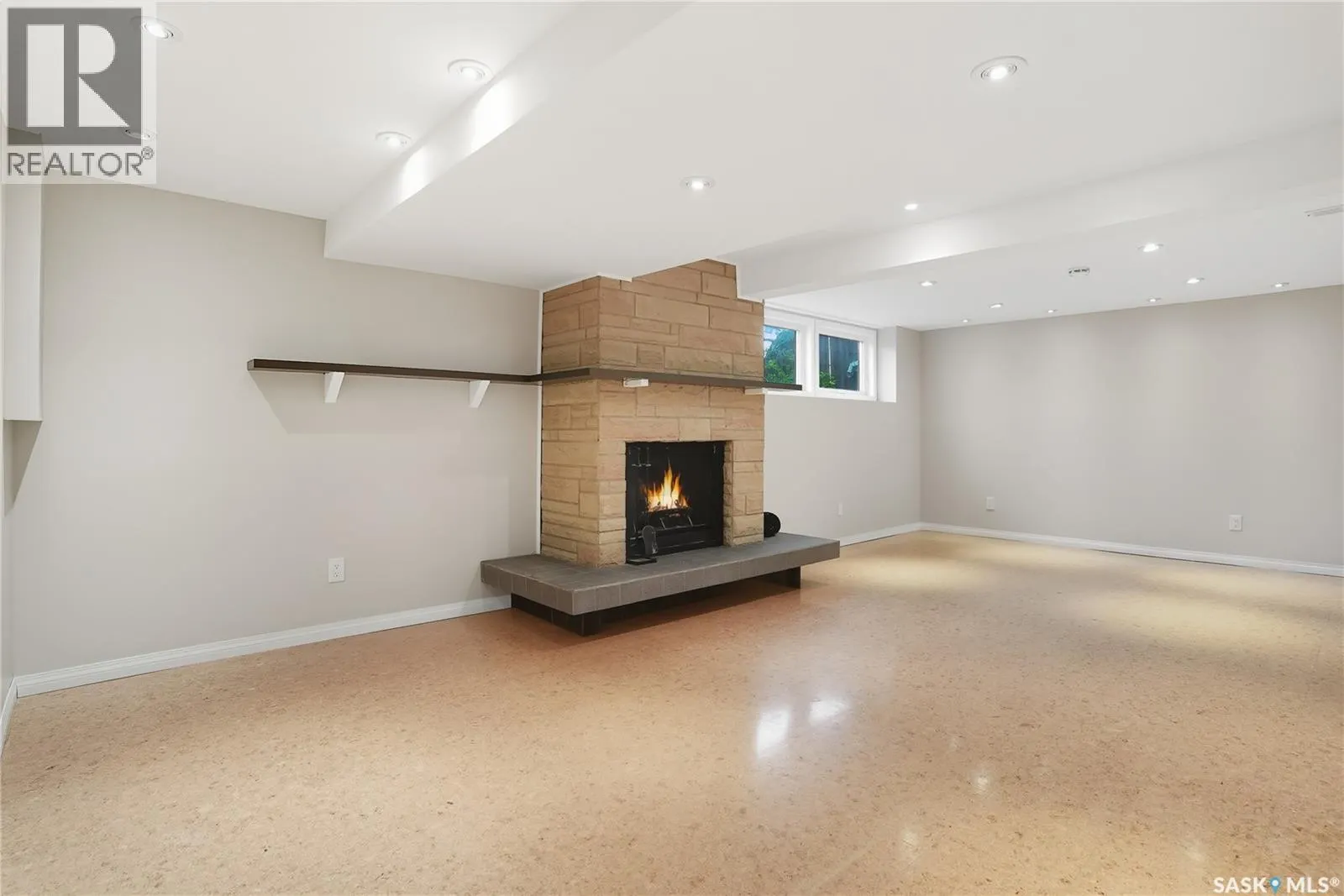 91 Lindsay DRIVE