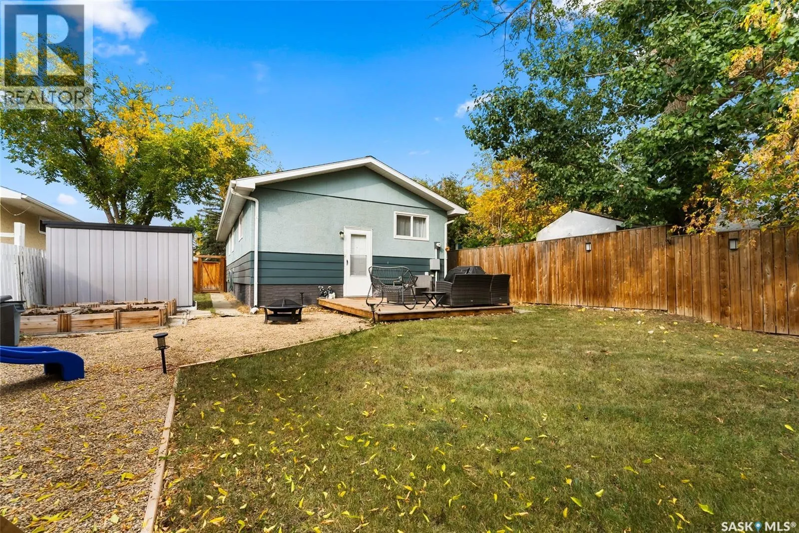 83 Cooper CRESCENT