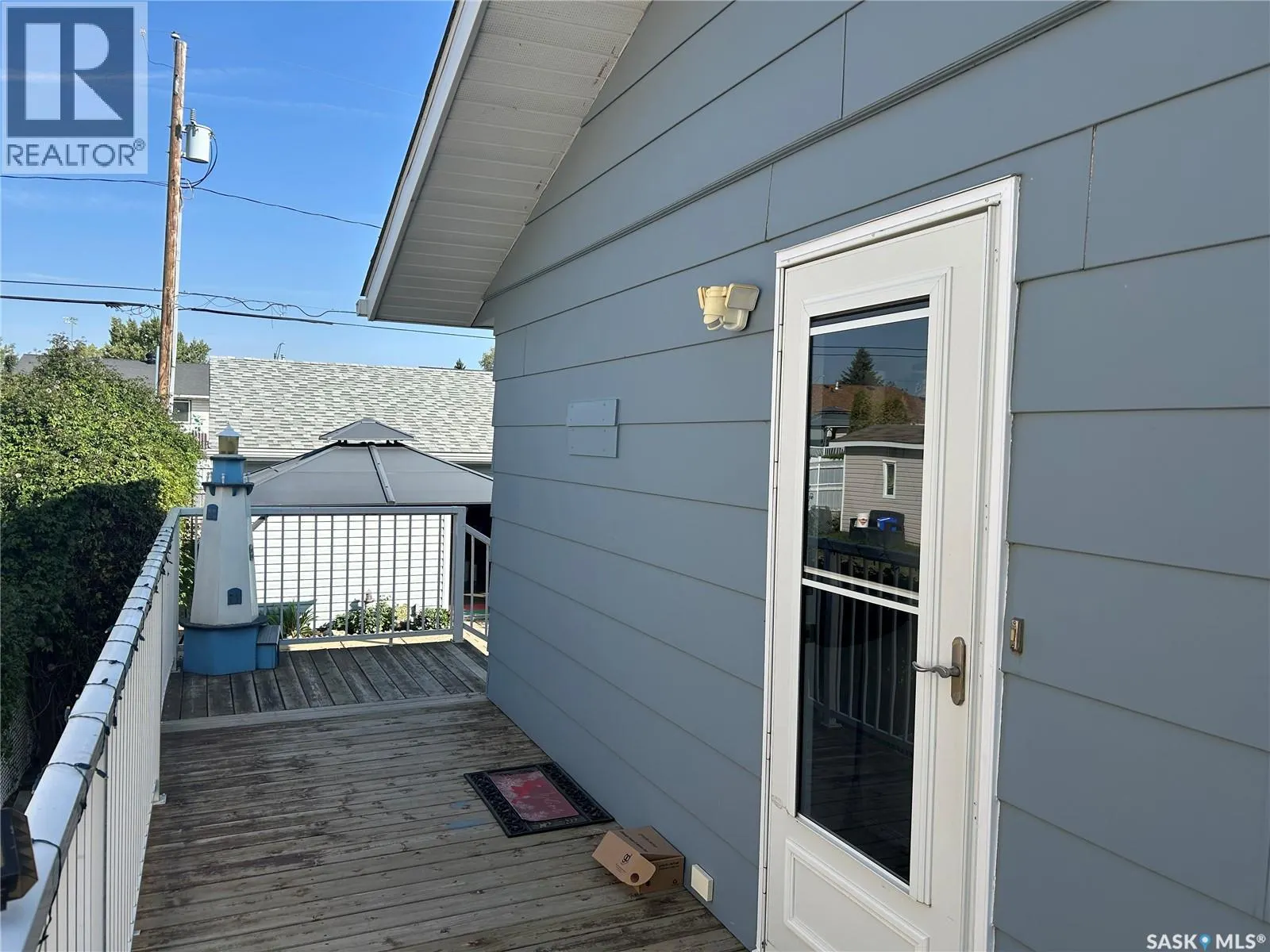 1534 Athabasca STREET W