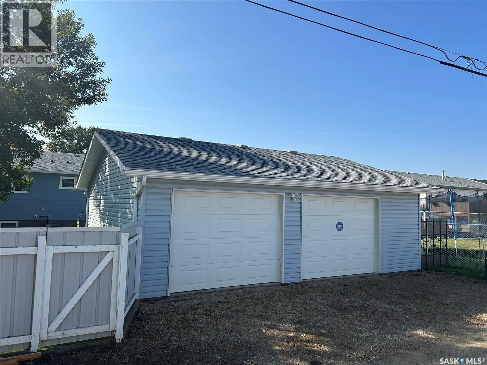 1534 Athabasca STREET W