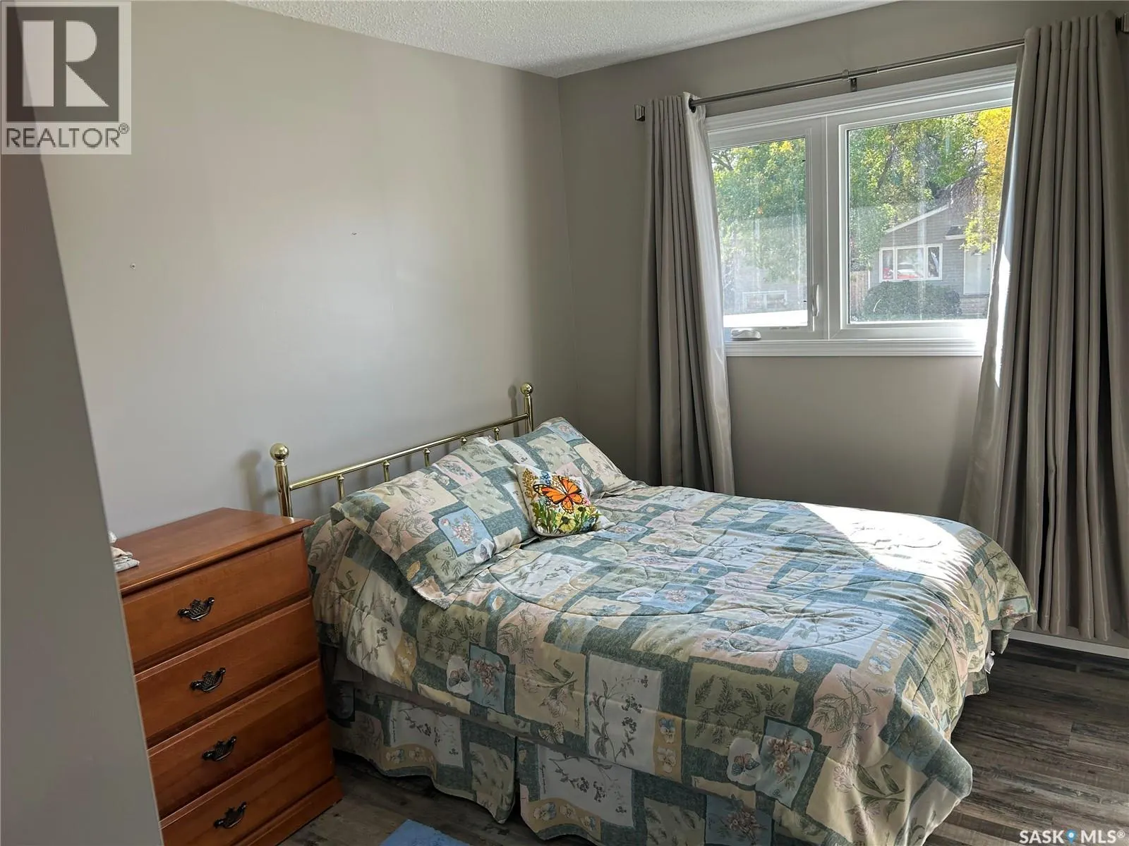 1534 Athabasca STREET W