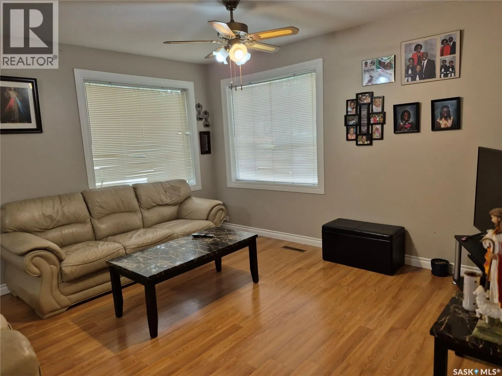 137 2nd STREET W
