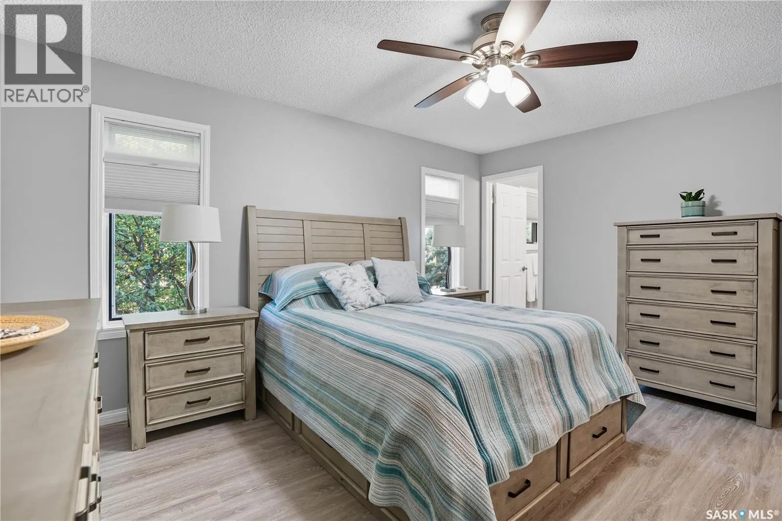 3270 MOUNTBATTEN CRESCENT