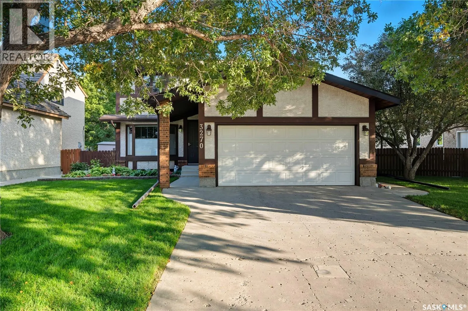 3270 MOUNTBATTEN CRESCENT