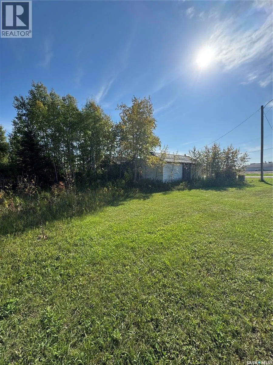 10 North Railway AVENUE E
