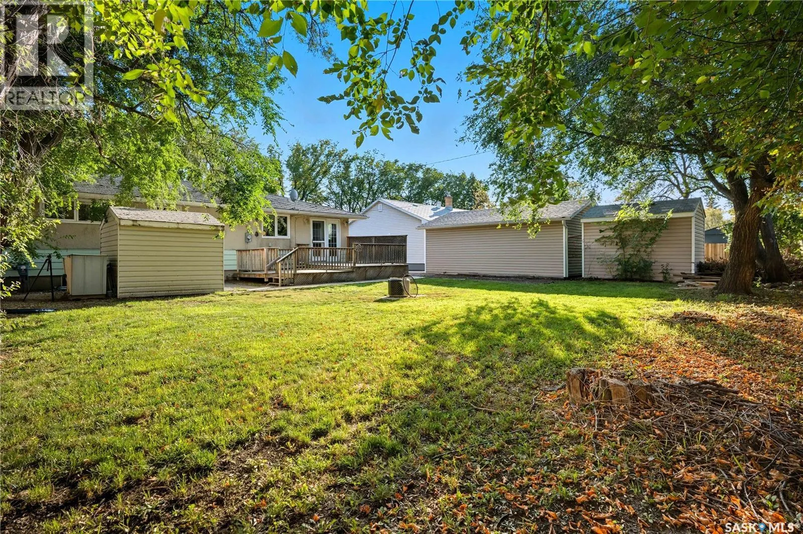3912 Sherwood DRIVE