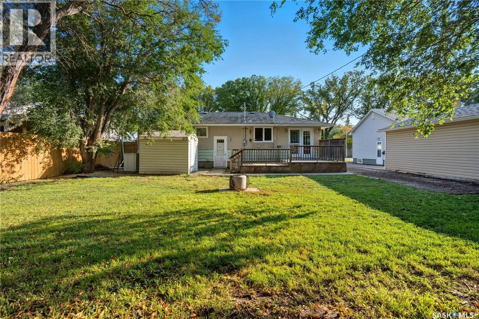 3912 Sherwood DRIVE