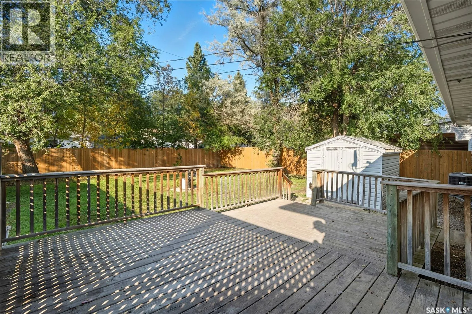 3912 Sherwood DRIVE