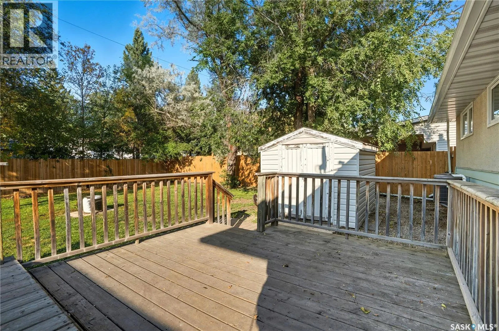 3912 Sherwood DRIVE