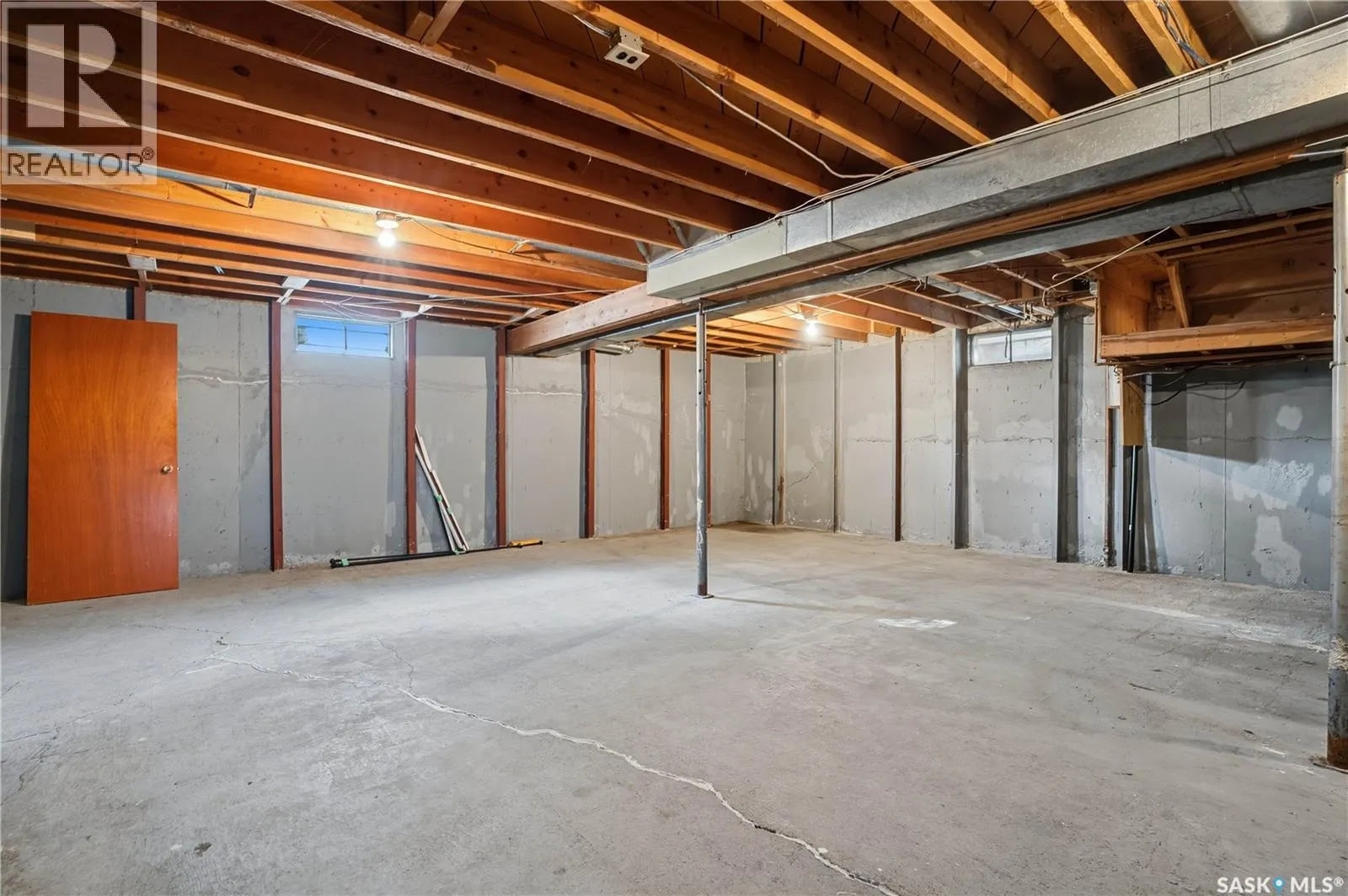 3912 Sherwood DRIVE