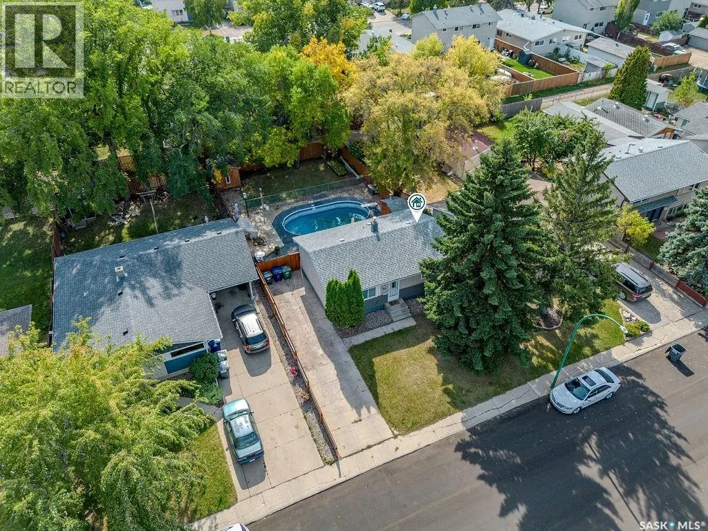59 Wentworth CRESCENT