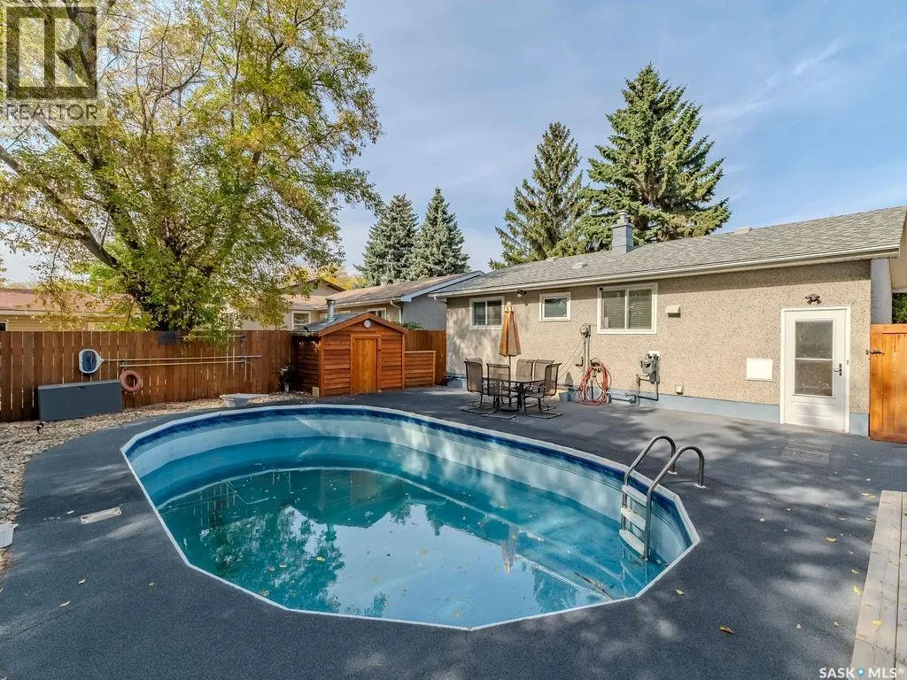 59 Wentworth CRESCENT