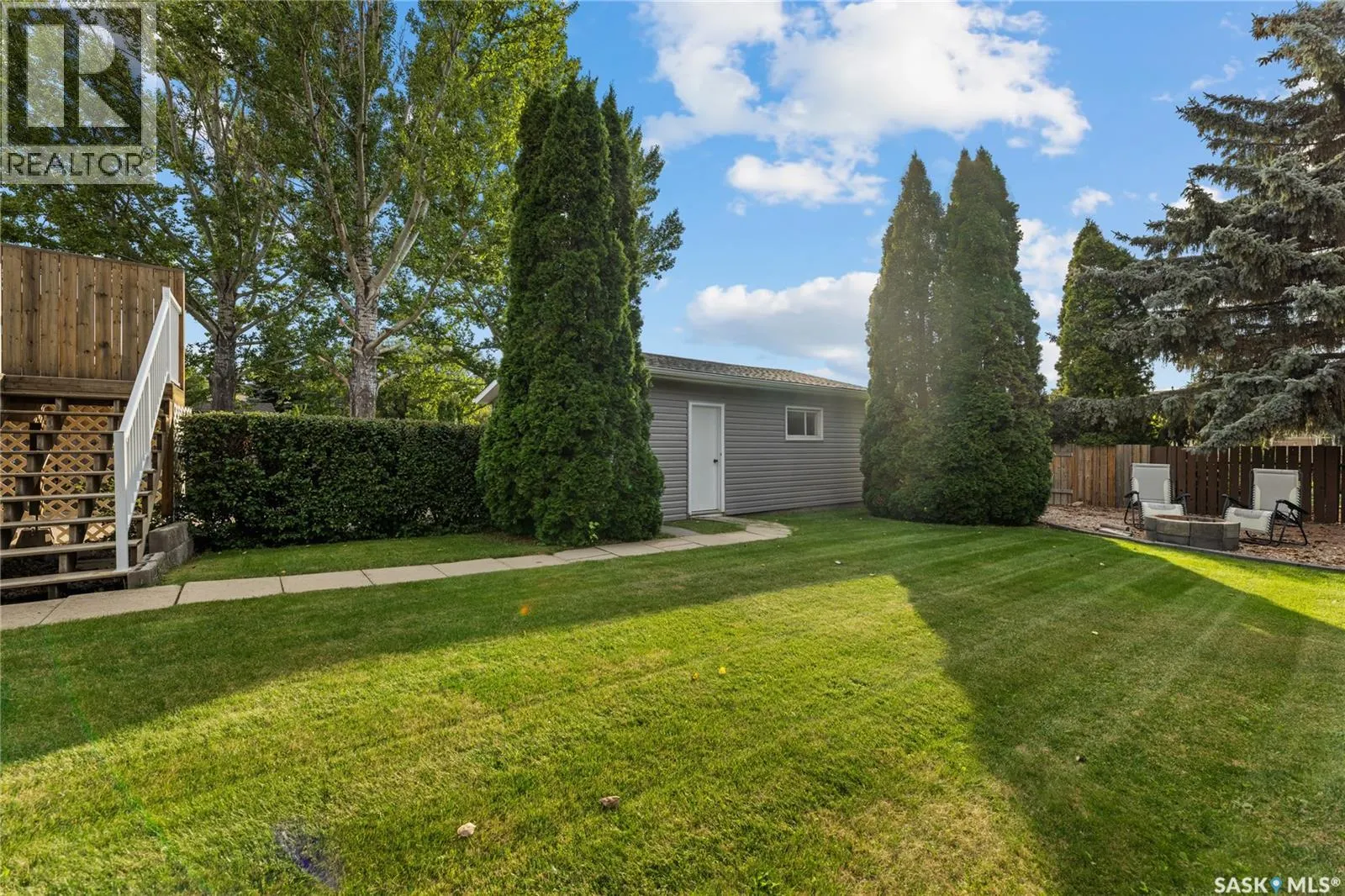 3762 Fairlight DRIVE