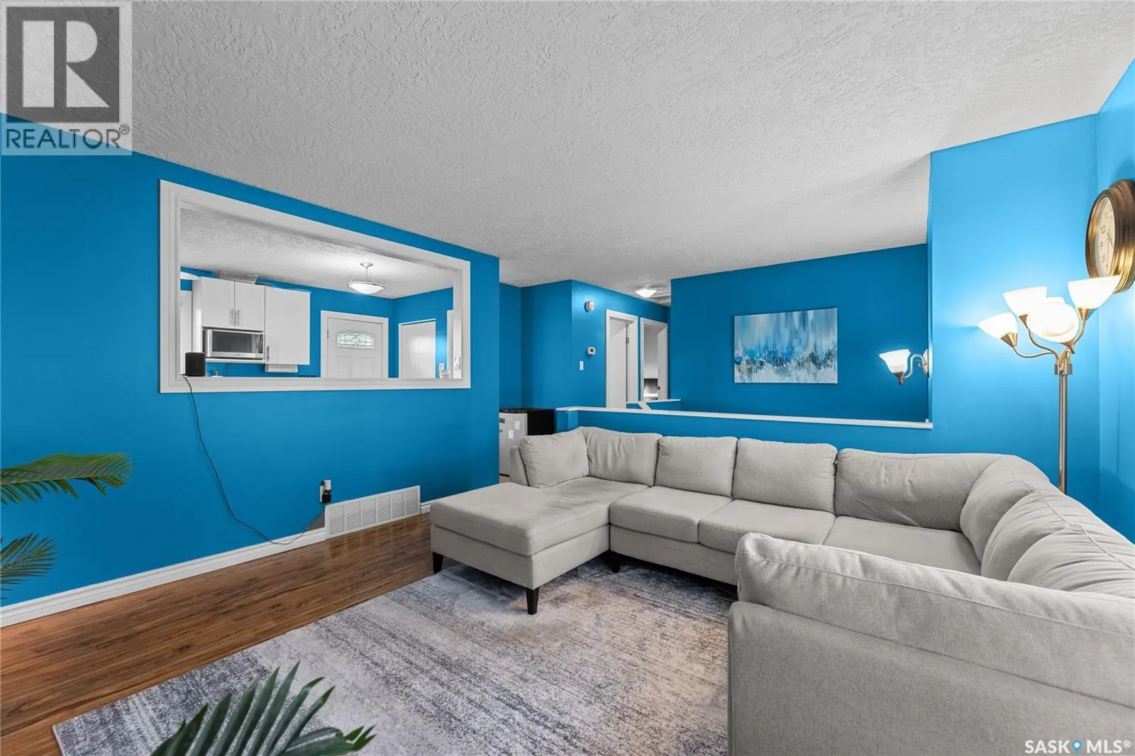 3762 Fairlight DRIVE