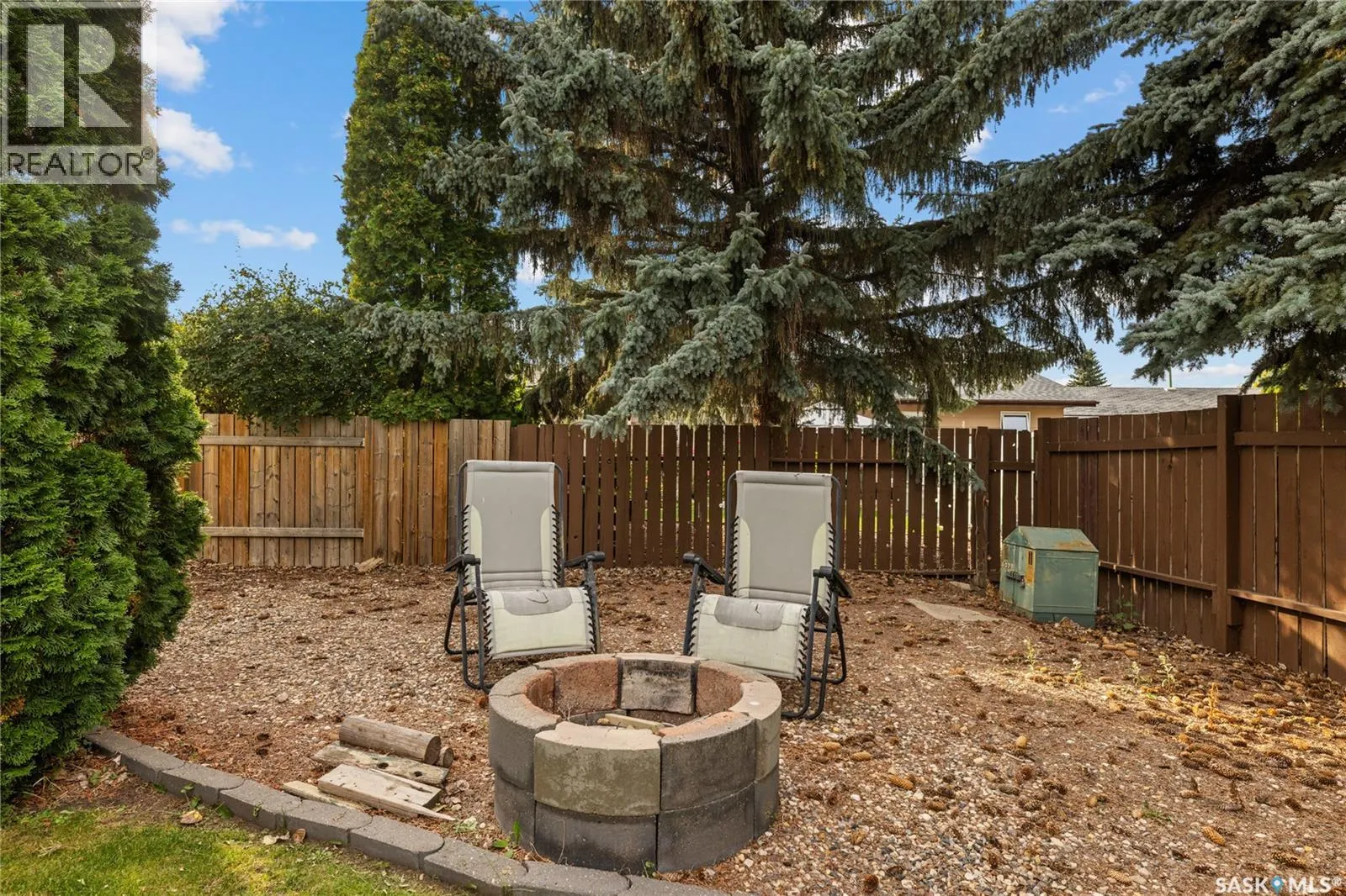 3762 Fairlight DRIVE