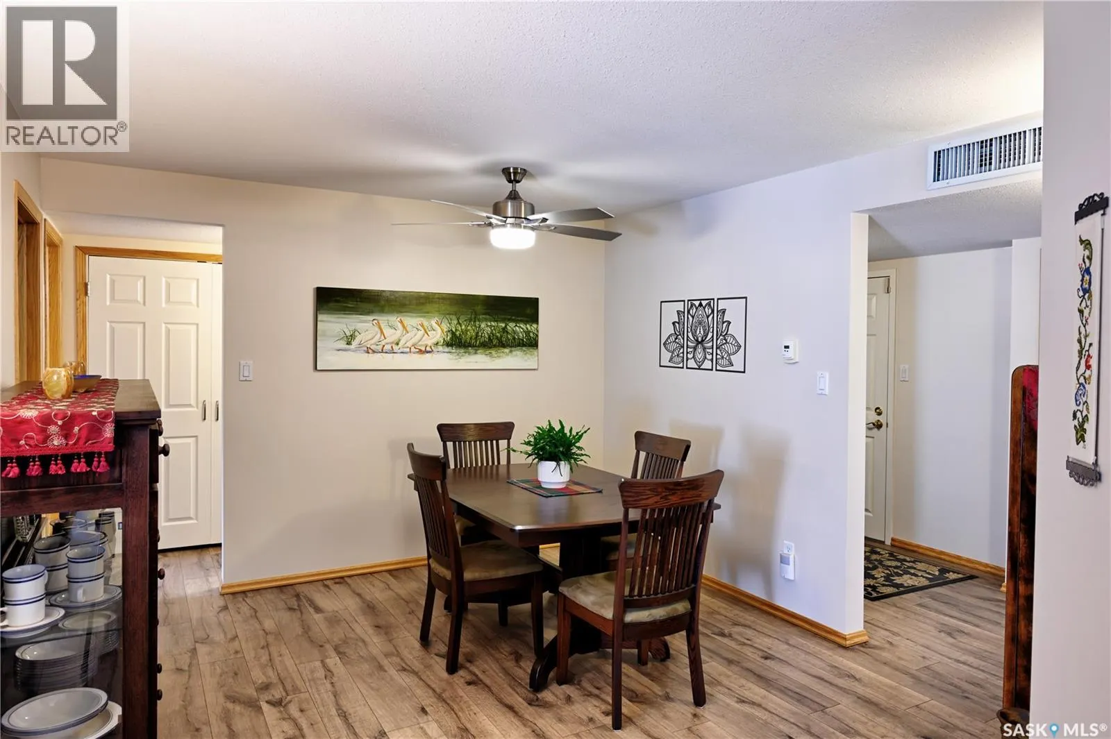 132 305 Pinehouse DRIVE