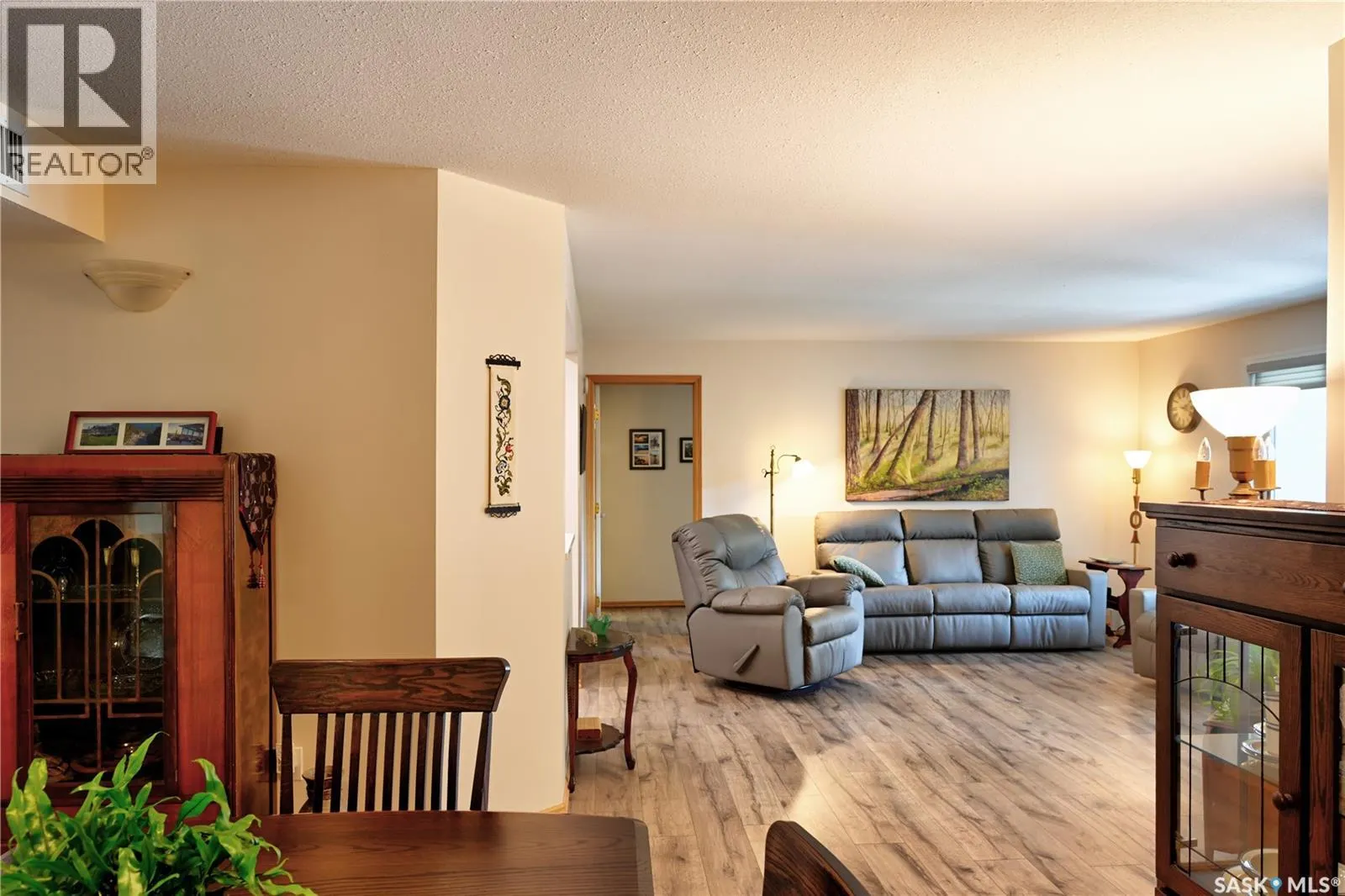 132 305 Pinehouse DRIVE
