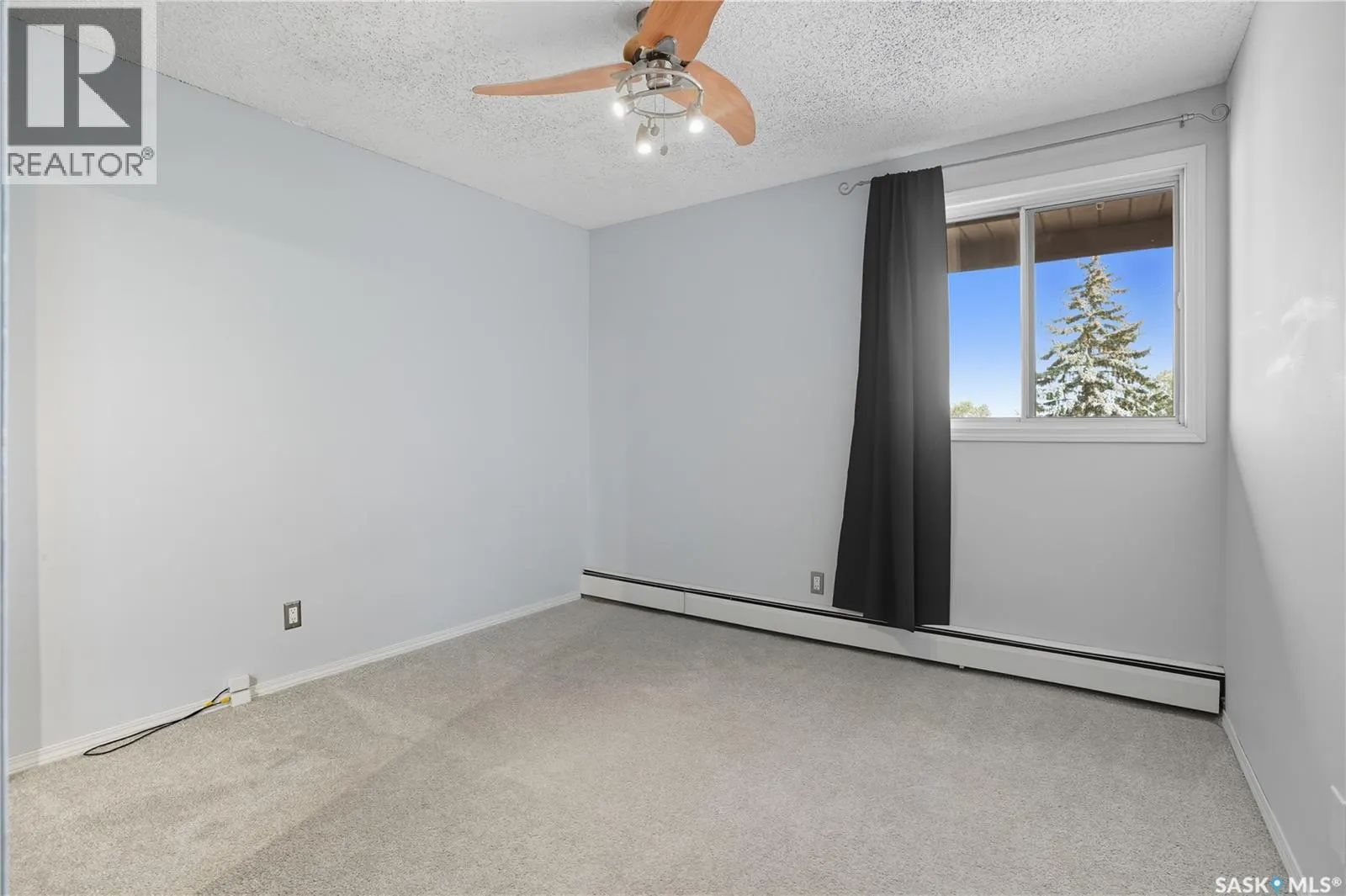 316 3302 33rd STREET W