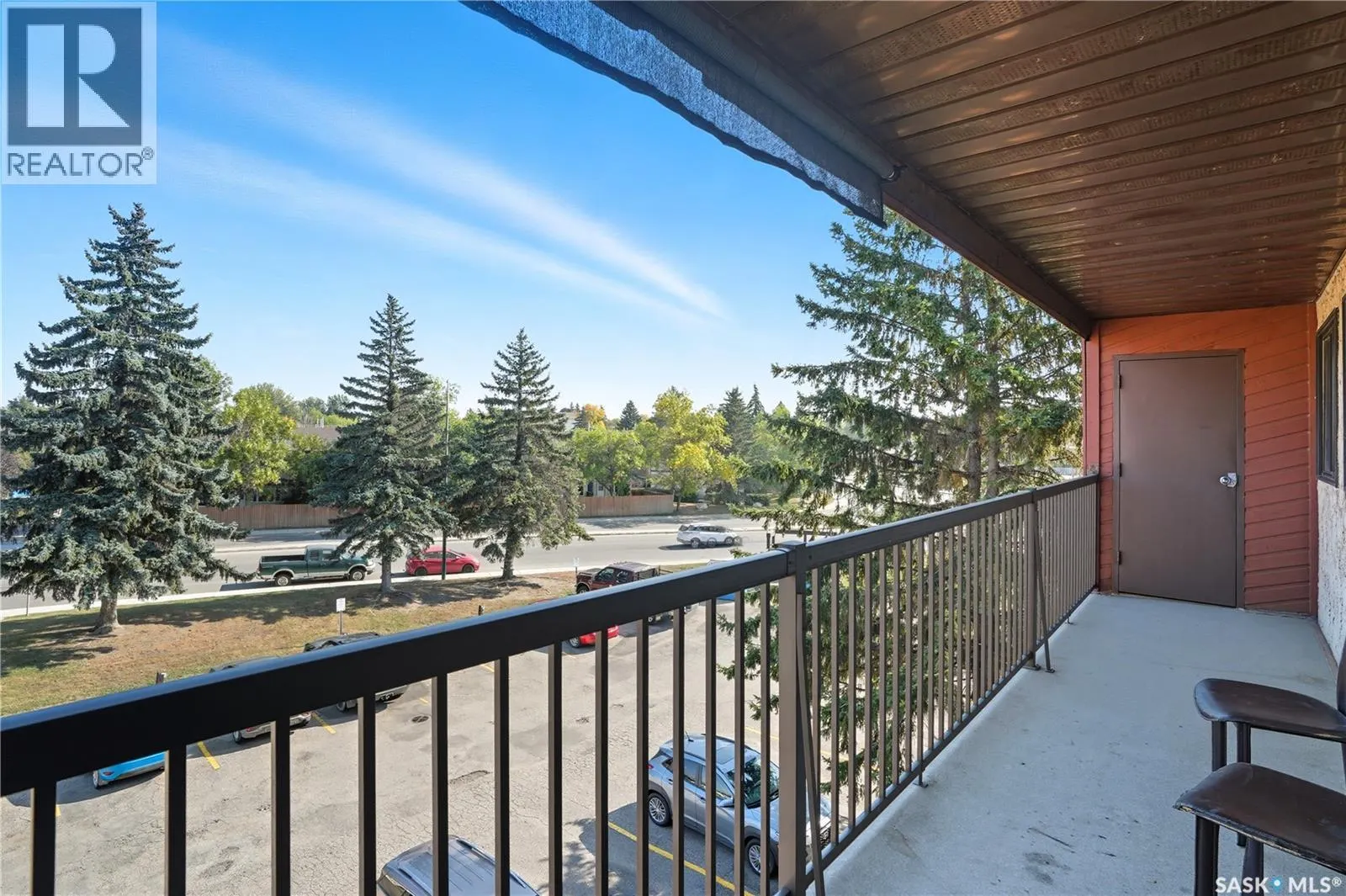 316 3302 33rd STREET W