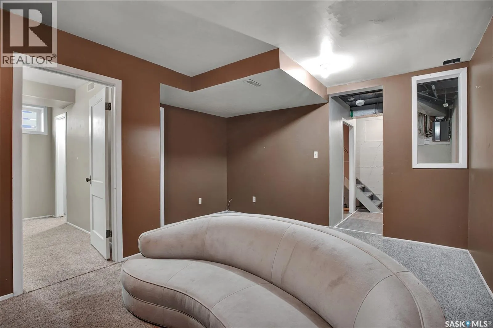 1301 Broadway AVENUE