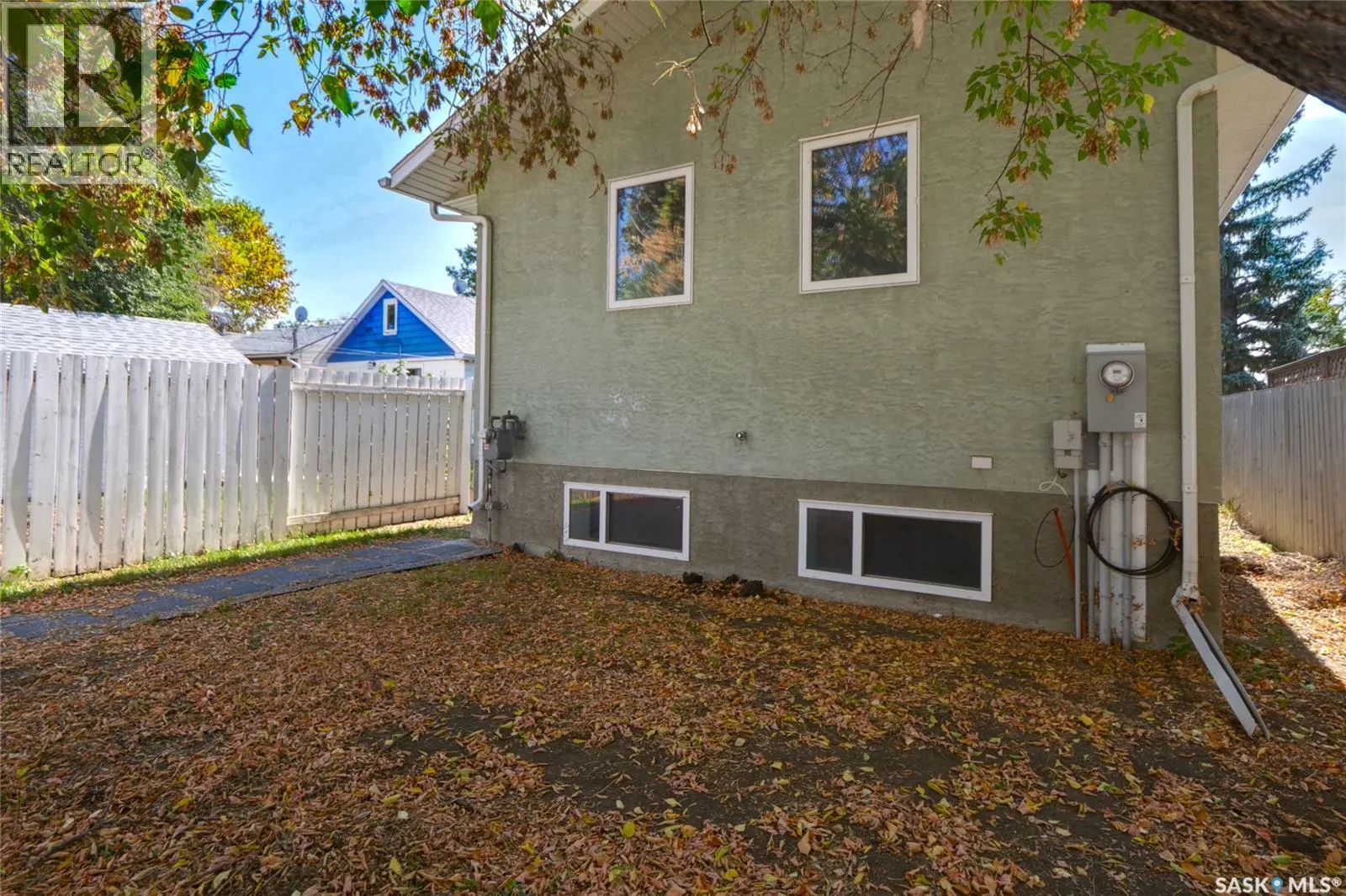 908 Stadacona STREET E