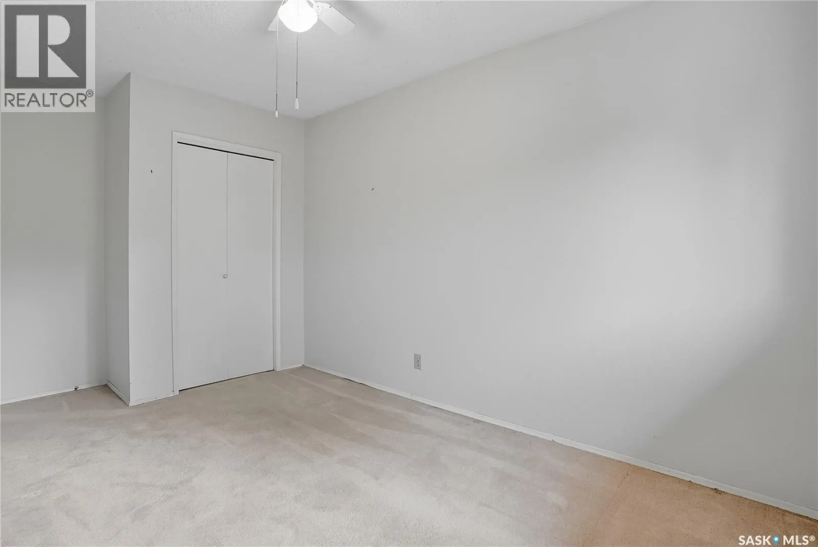 30 CHAMPLIN CRESCENT