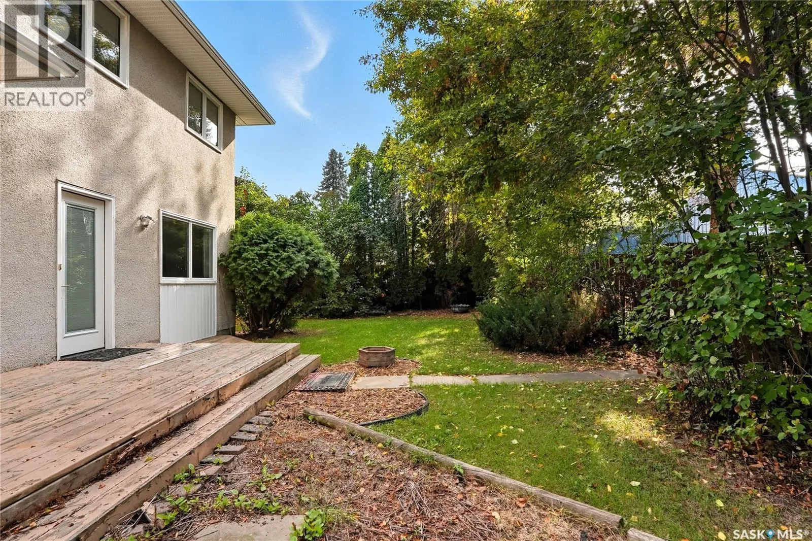 30 CHAMPLIN CRESCENT