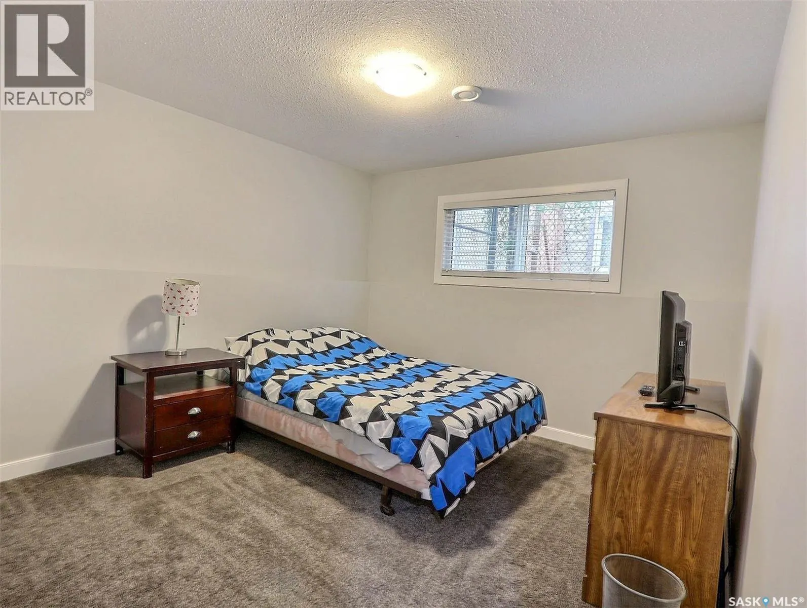 33 Smiley DRIVE