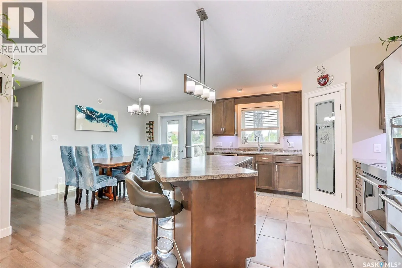 33 Smiley DRIVE