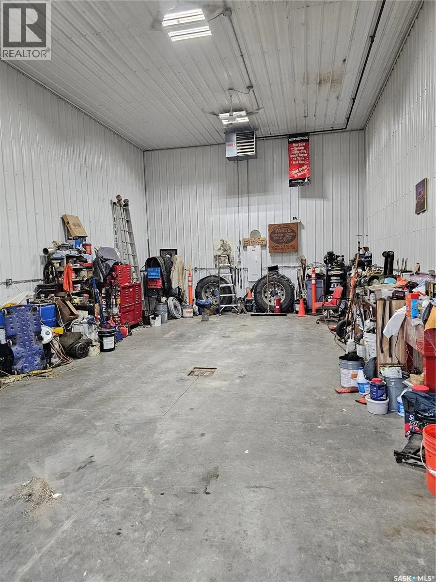Kinzel Acreage