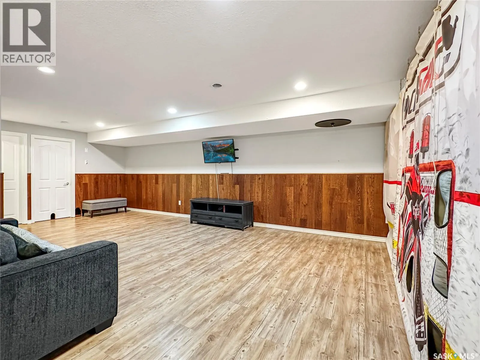 31C Smales CRESCENT