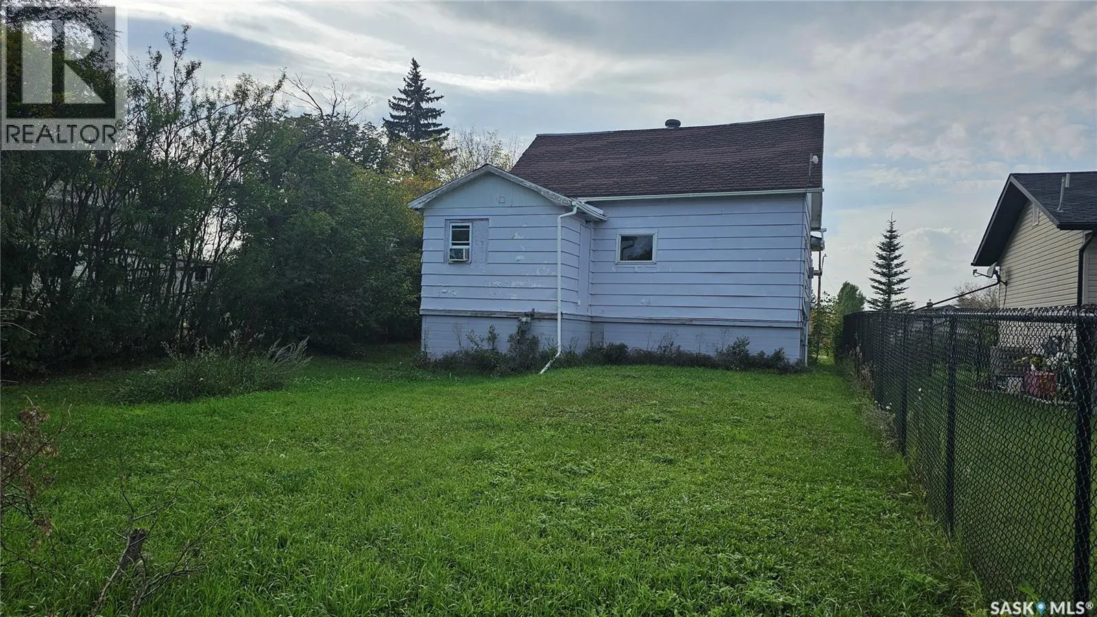 116 2nd AVENUE