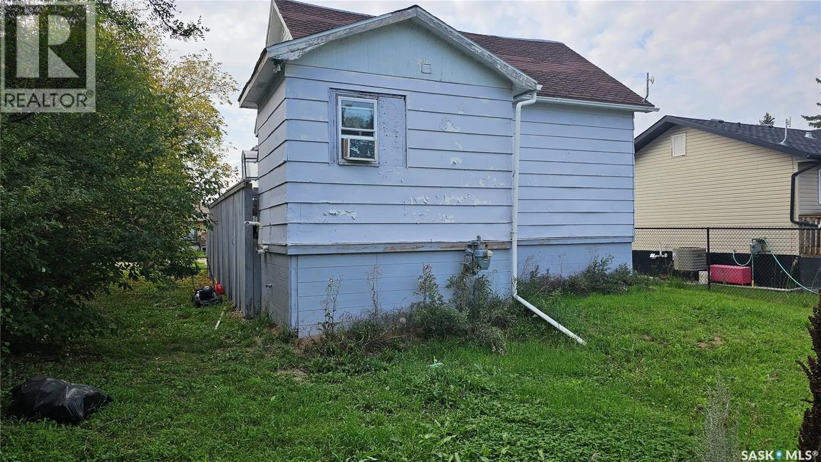 116 2nd AVENUE