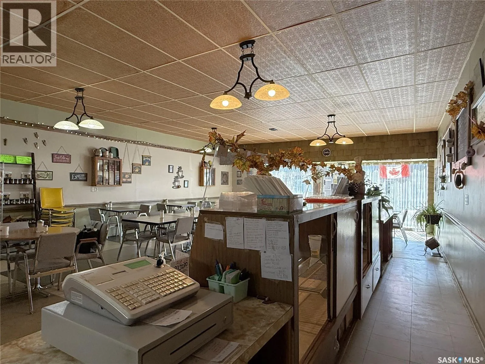 140 3rd AVENUE W