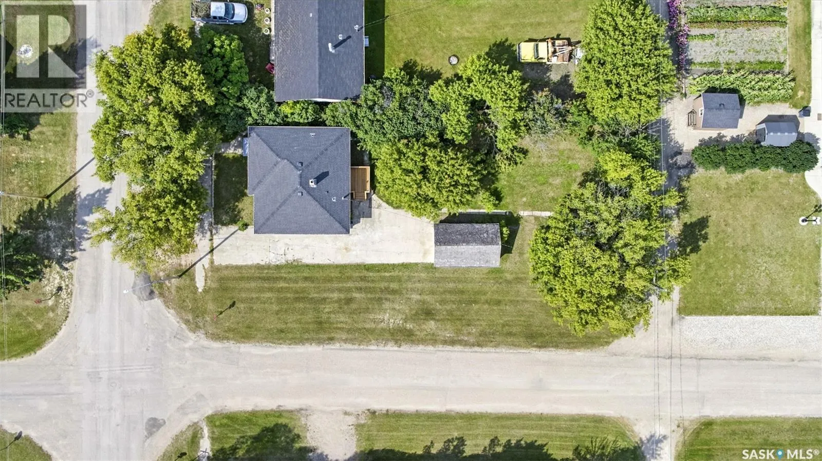 301 3rd AVENUE W