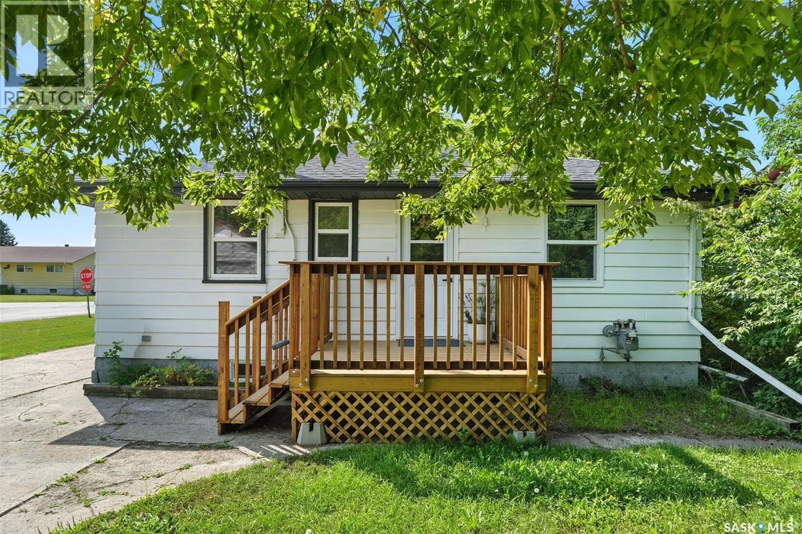 301 3rd AVENUE W