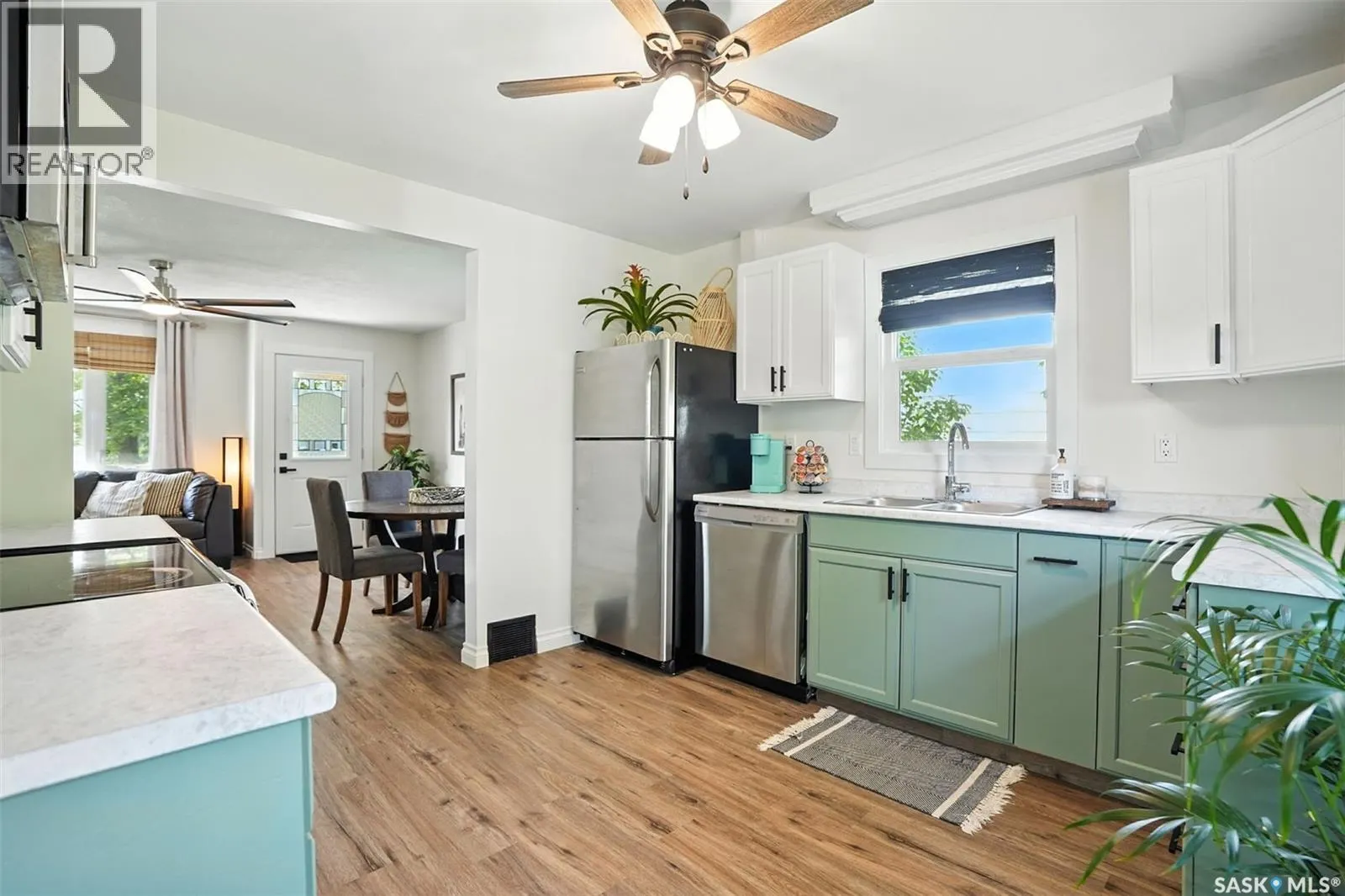 301 3rd AVENUE W