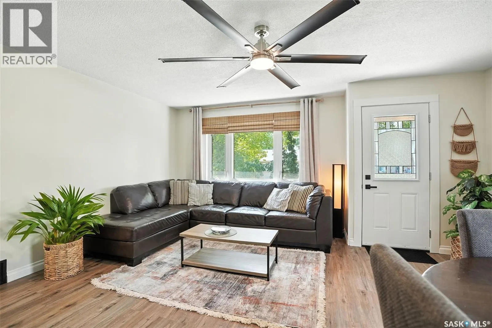301 3rd AVENUE W