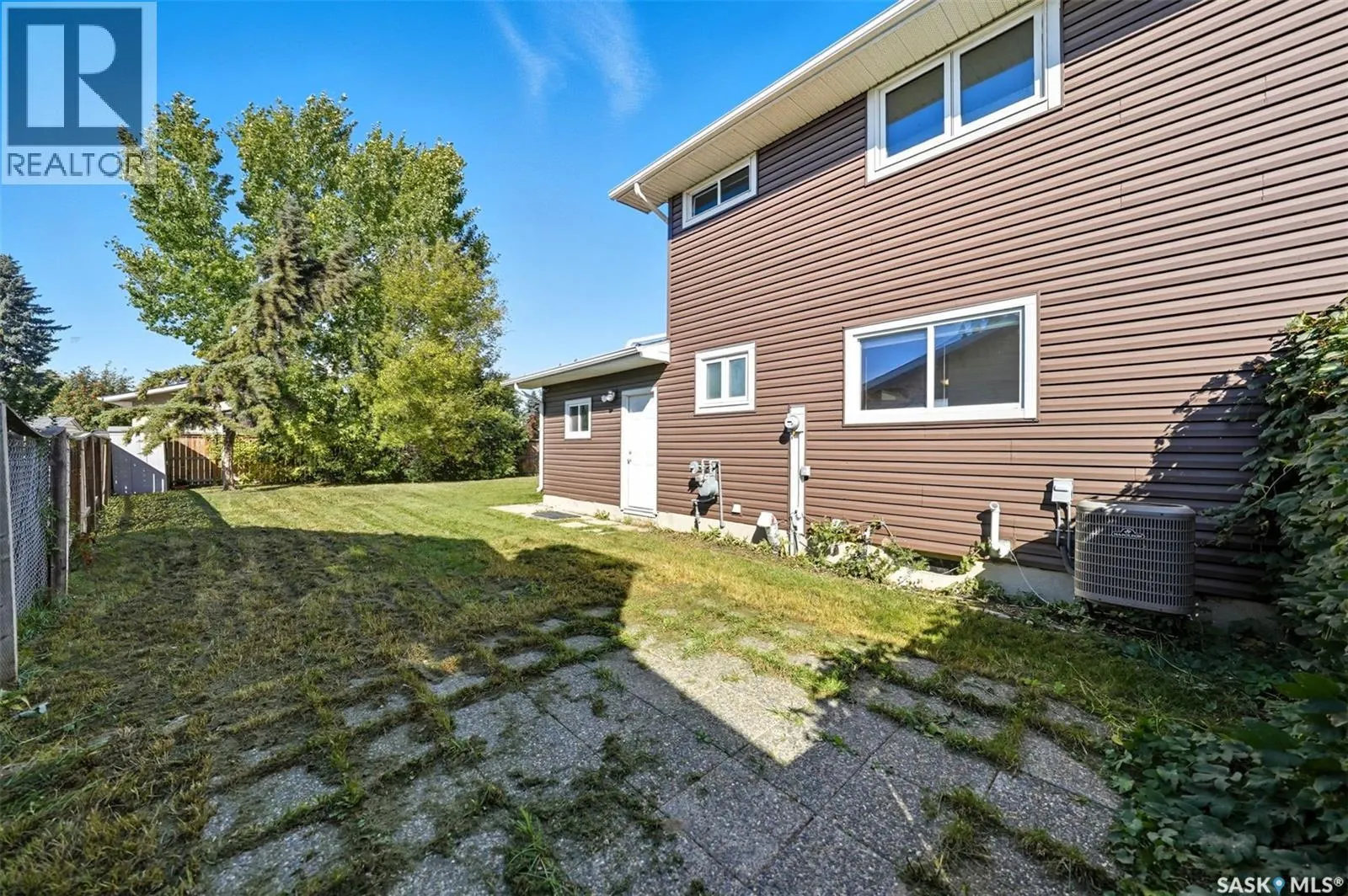 266 Assiniboine DRIVE