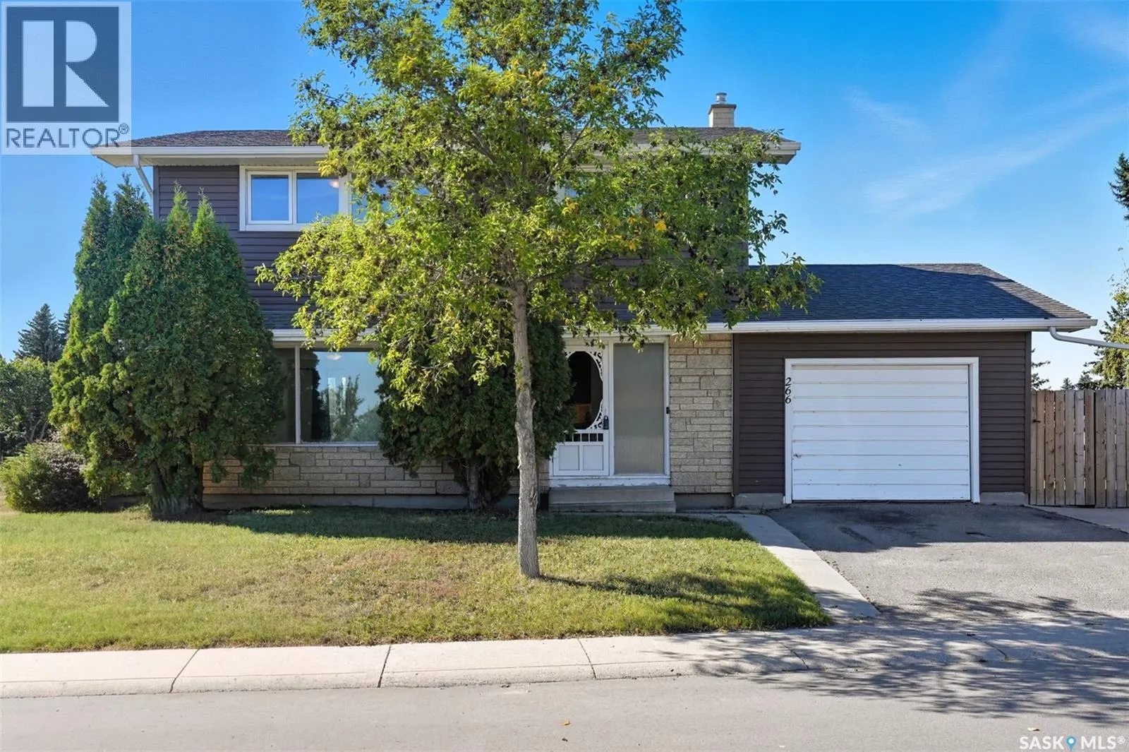 266 Assiniboine DRIVE