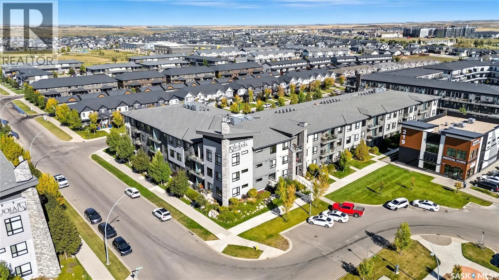 111 223 Evergreen SQUARE