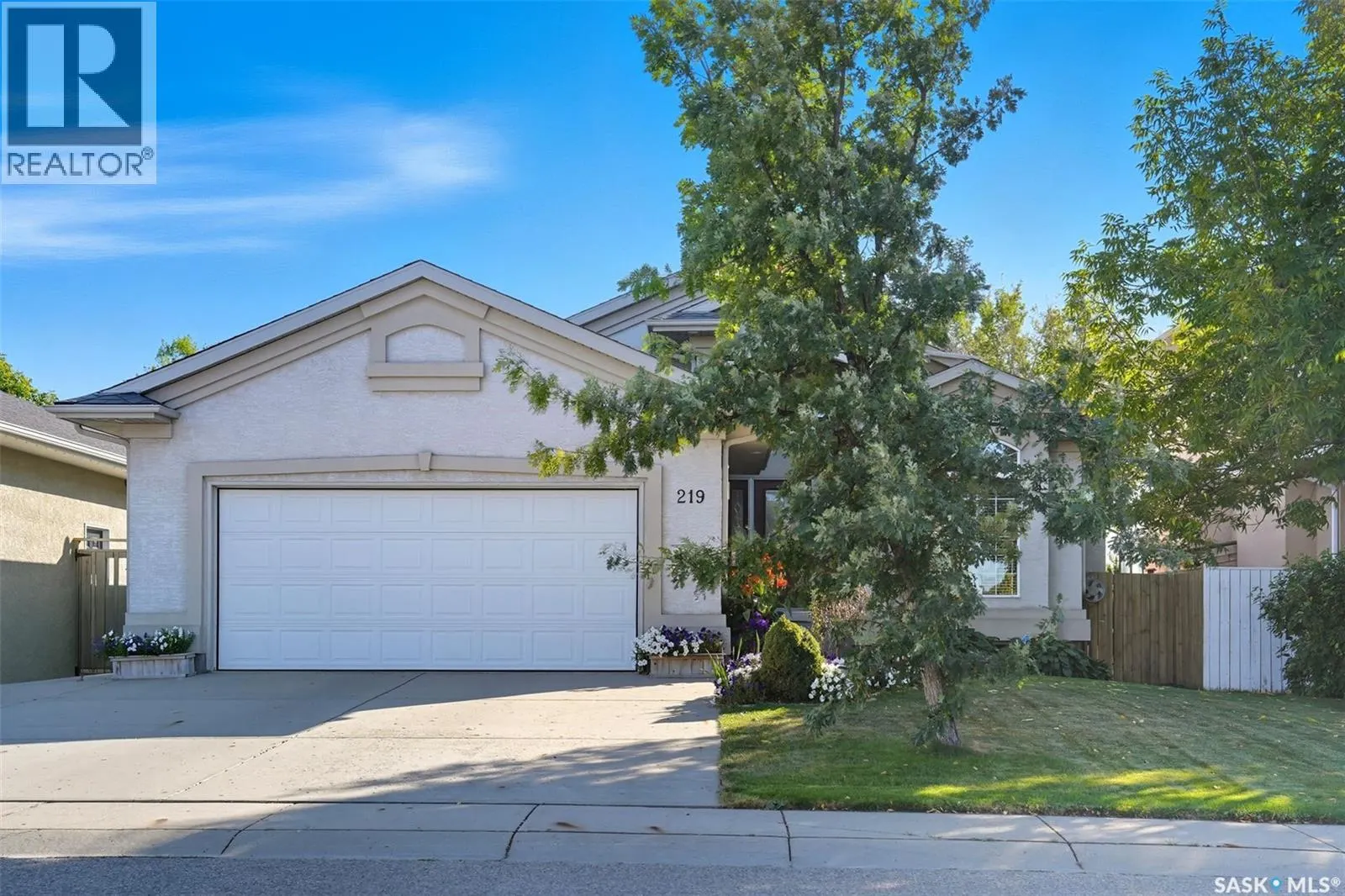 219 Brookhurst CRESCENT