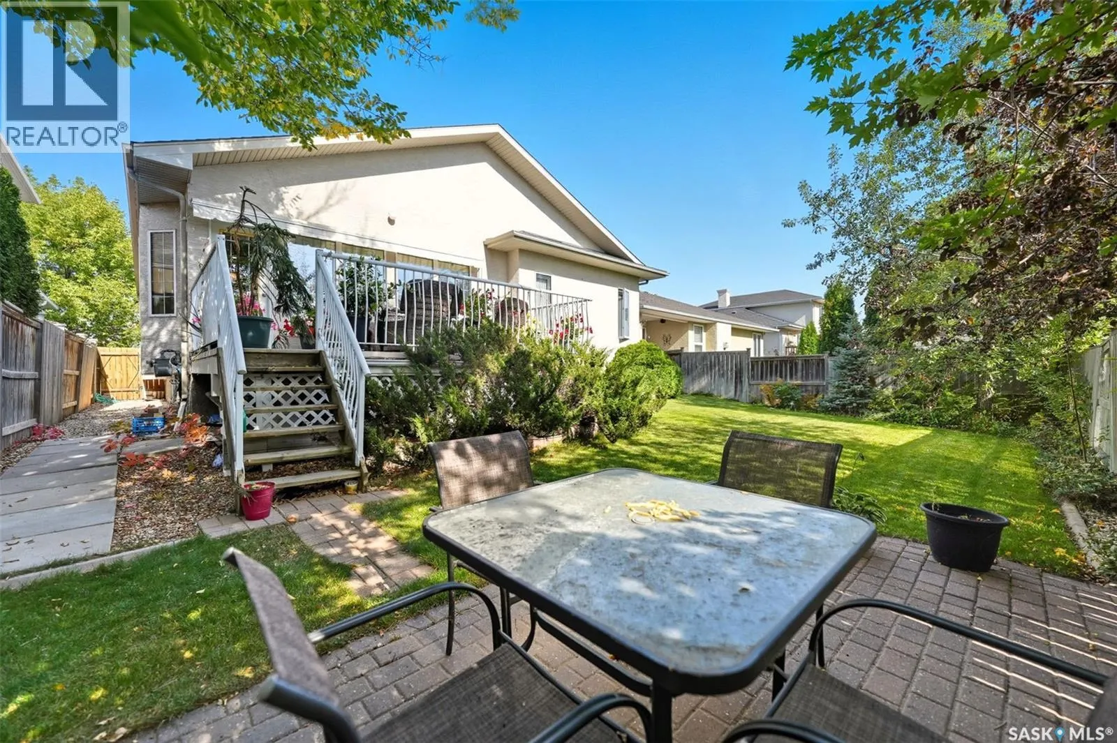 219 Brookhurst CRESCENT