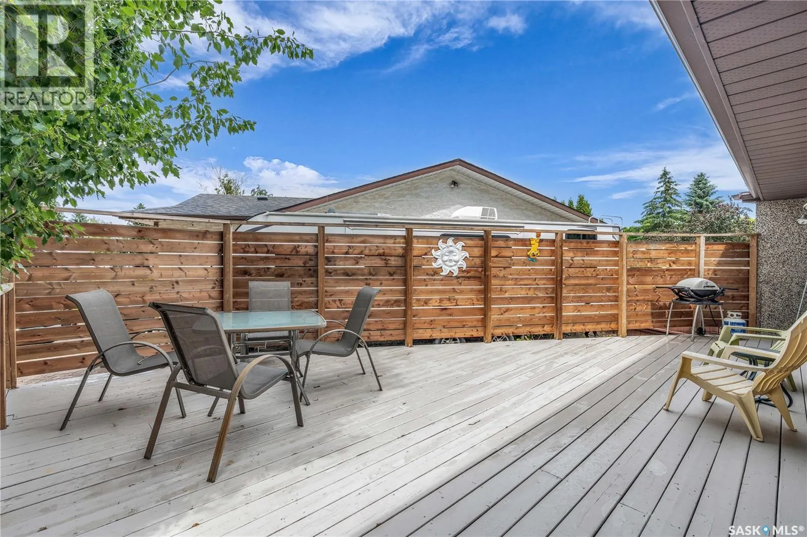 2302 Meadow Lark LANE