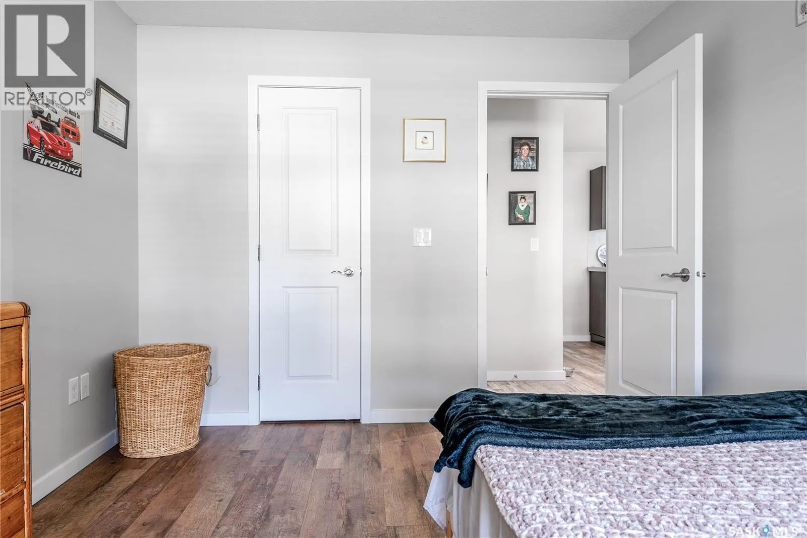 110 1640 Dakota DRIVE
