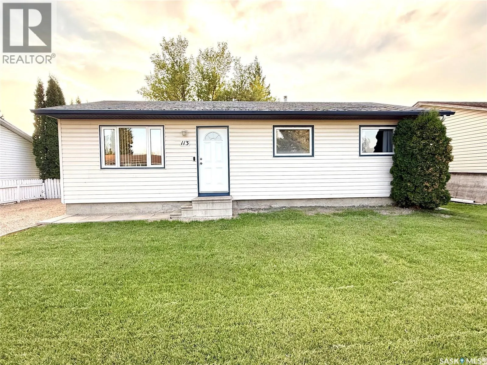 113 Matheson CRESCENT